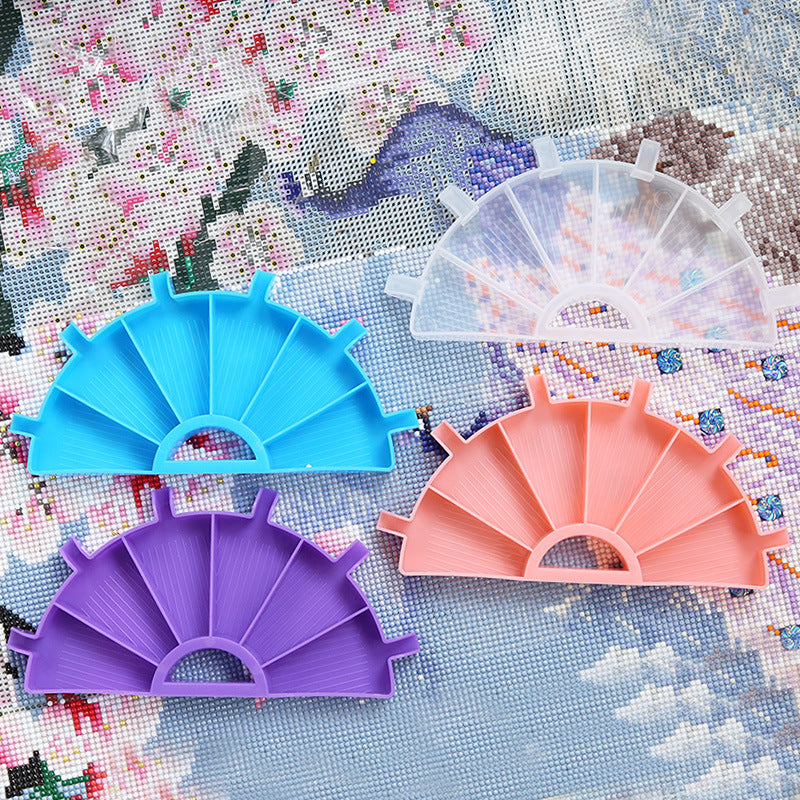 Diamond Painting Zubehör Set - halbrundes Schiffchen mit 6 Fächern